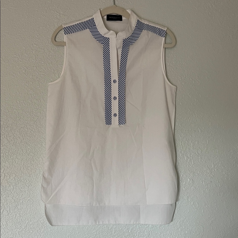 Piazza Sempione White Sleeveless Blouse with Navy Trim